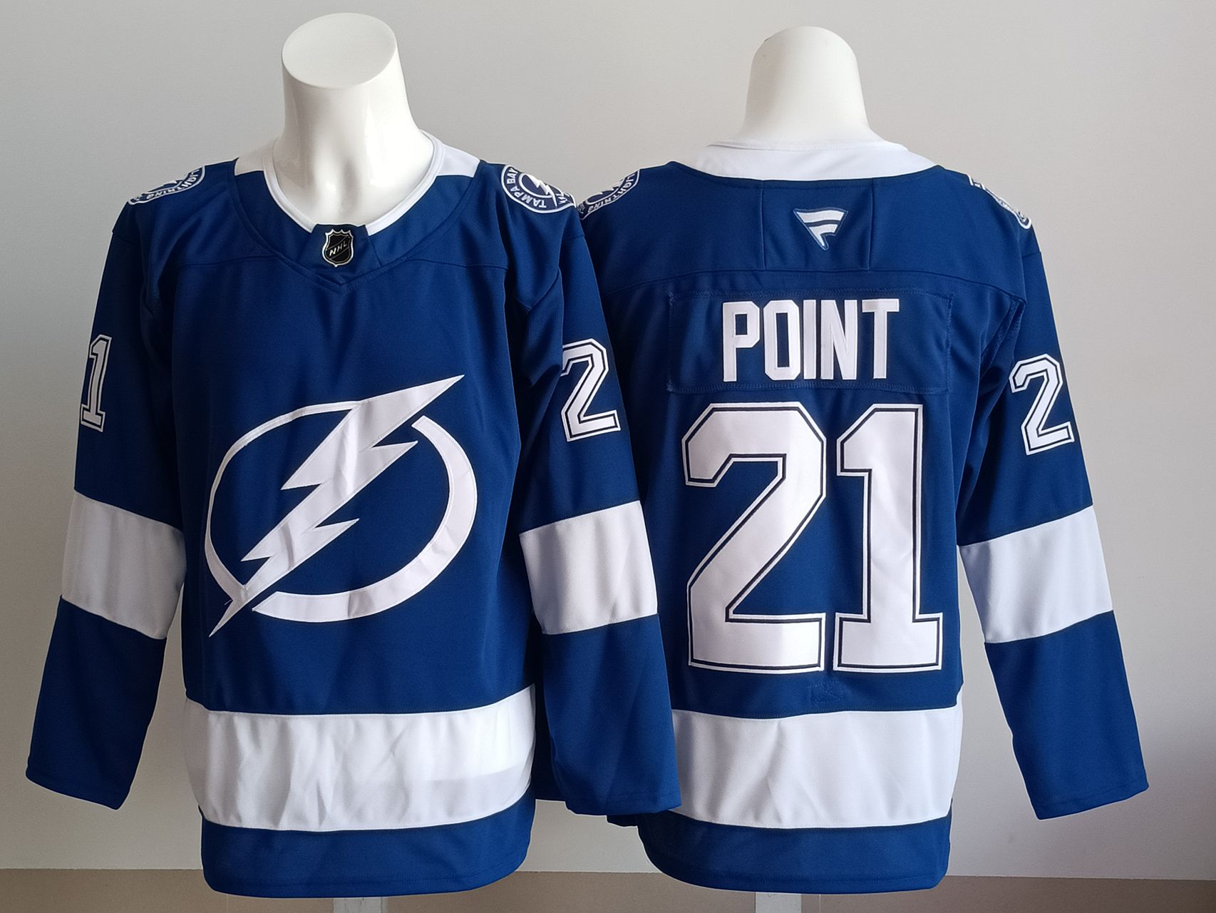 Men Tampa Bay Lightning #21 Point Blue 2025 NHL Jersey style 001